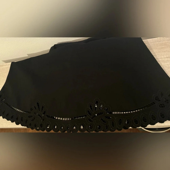 Ted Baker Verony Embroidered Scallop Edge Dress LBD Chic ASO Riverdale Sz 1 US 4 - Picture 6 of 13